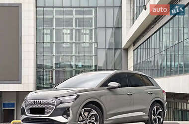 Внедорожник / Кроссовер Audi Q4 e-tron 2023 в Львове