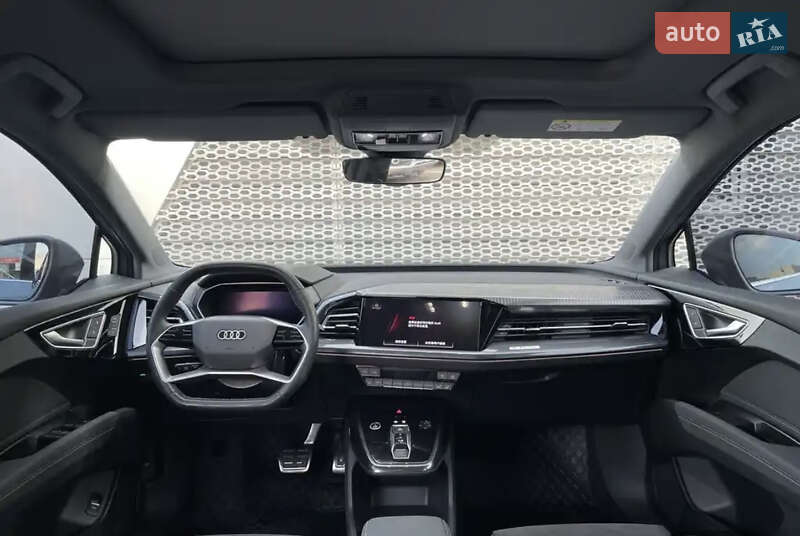 Внедорожник / Кроссовер Audi Q4 e-tron 2023 в Львове