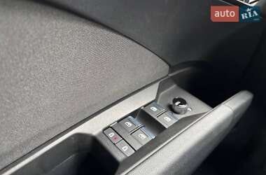 Внедорожник / Кроссовер Audi Q4 e-tron 2021 в 