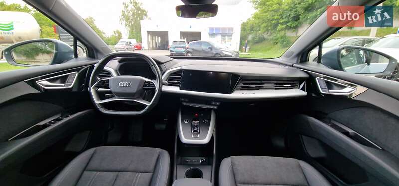 Внедорожник / Кроссовер Audi Q4 e-tron 2023 в Тернополе