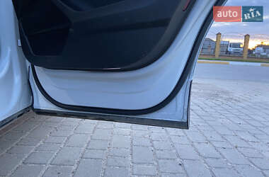 Внедорожник / Кроссовер Audi Q4 e-tron 2021 в 