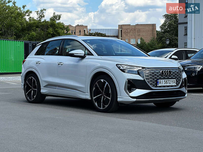 Позашляховик / Кросовер Audi Q4 e-tron 2023 в Києві