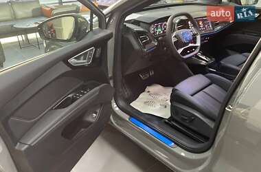 Внедорожник / Кроссовер Audi Q4 e-tron 2025 в 