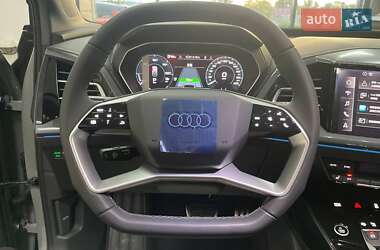 Внедорожник / Кроссовер Audi Q4 e-tron 2025 в 