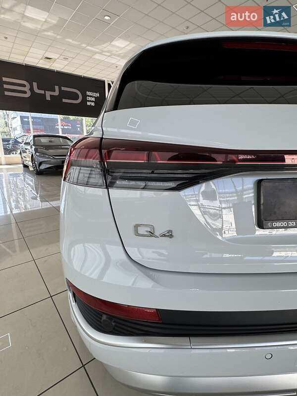 Внедорожник / Кроссовер Audi Q4 e-tron 2022 в Одессе