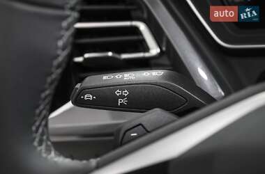Внедорожник / Кроссовер Audi Q4 e-tron 2024 в 