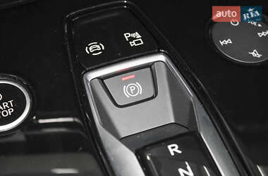 Внедорожник / Кроссовер Audi Q4 e-tron 2024 в 