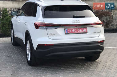 Внедорожник / Кроссовер Audi Q4 e-tron 2023 в 
