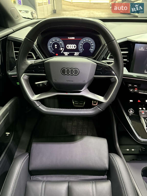 Позашляховик / Кросовер Audi Q4 e-tron 2023 в Одесі