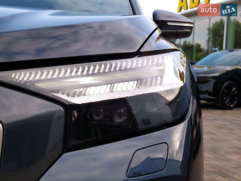 Позашляховик / Кросовер Audi Q4 e-tron 2023 в Києві