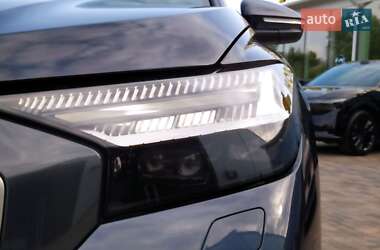 Внедорожник / Кроссовер Audi Q4 e-tron 2023 в 