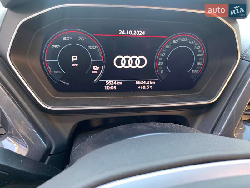 Внедорожник / Кроссовер Audi Q4 e-tron 2023 в Киеве