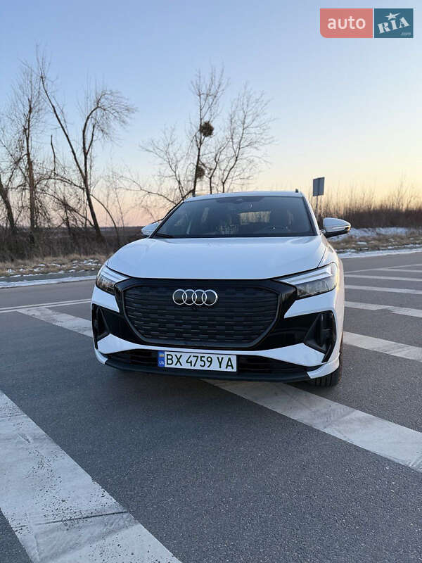 Внедорожник / Кроссовер Audi Q4 e-tron 2023 в Чернигове