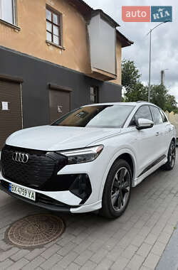 Позашляховик / Кросовер Audi Q4 e-tron 2023 в Чернігові