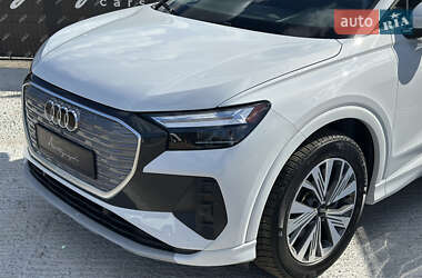 Внедорожник / Кроссовер Audi Q4 e-tron 2024 в 