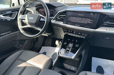 Внедорожник / Кроссовер Audi Q4 e-tron 2024 в 