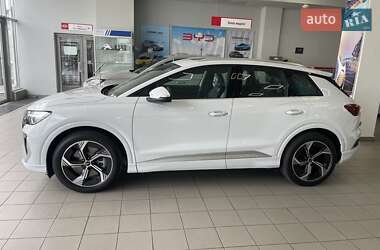 Внедорожник / Кроссовер Audi Q4 e-tron 2025 в 