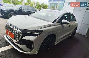 Позашляховик / Кросовер Audi Q4 e-tron 2023 в Києві