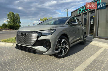 Внедорожник / Кроссовер Audi Q4 e-tron 2025 в Ивано-Франковске