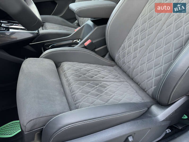 Внедорожник / Кроссовер Audi Q4 e-tron 2025 в Ивано-Франковске