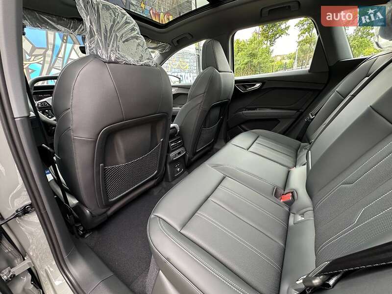 Внедорожник / Кроссовер Audi Q4 e-tron 2025 в Харькове фото 18 Внедорожник / Кроссовер Audi Q4 e-tron 2025 в Харькове