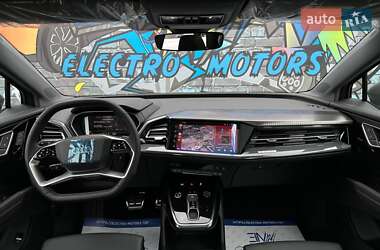 Позашляховик / Кросовер Audi Q4 e-tron 2025 в 