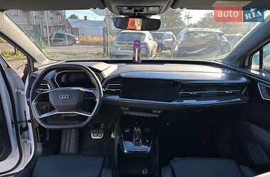 Внедорожник / Кроссовер Audi Q4 e-tron 2023 в 