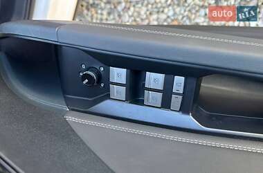Внедорожник / Кроссовер Audi Q4 e-tron 2023 в 