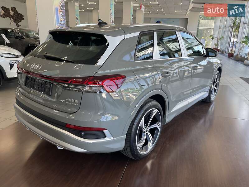 Внедорожник / Кроссовер Audi Q4 e-tron 2025 в Киеве