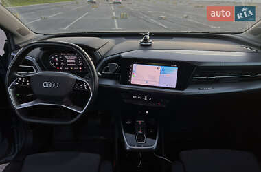 Внедорожник / Кроссовер Audi Q4 e-tron 2021 в 