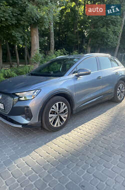 Внедорожник / Кроссовер Audi Q4 e-tron 2021 в 