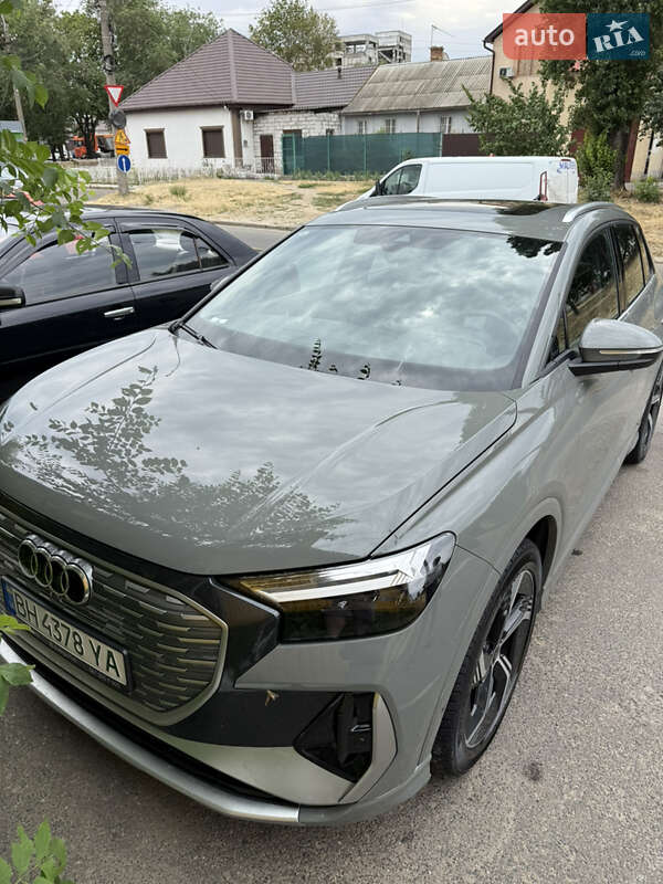 Внедорожник / Кроссовер Audi Q4 e-tron 2023 в Николаеве