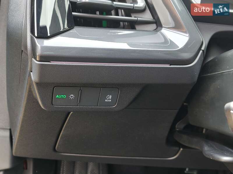 Внедорожник / Кроссовер Audi Q4 e-tron 2025 в Одессе