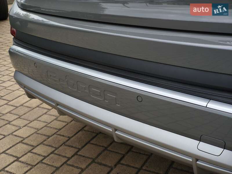 Внедорожник / Кроссовер Audi Q4 e-tron 2025 в Одессе