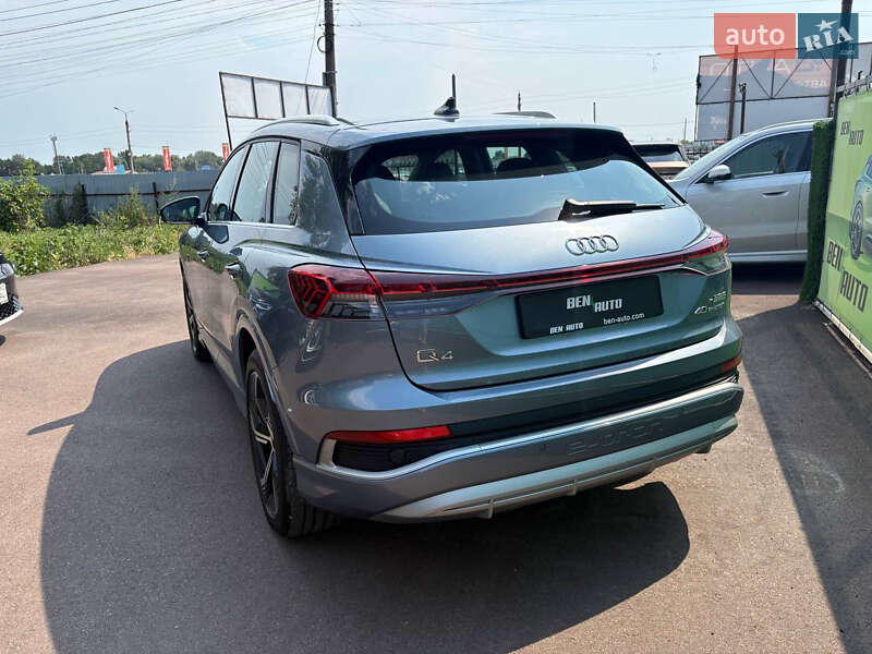 Позашляховик / Кросовер Audi Q4 e-tron 2023 в Києві