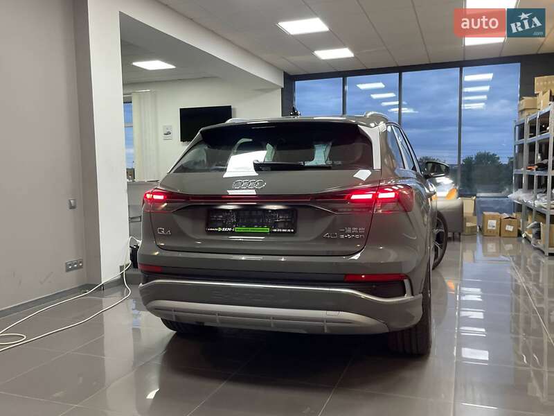 Позашляховик / Кросовер Audi Q4 e-tron 2025 в Черкасах