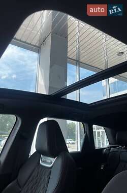 Позашляховик / Кросовер Audi Q4 e-tron 2022 в 