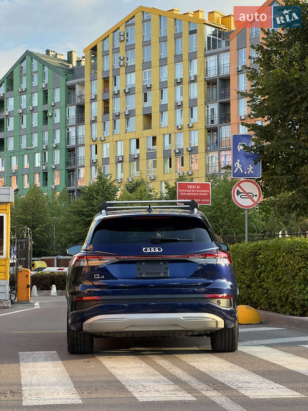 Позашляховик / Кросовер Audi Q4 e-tron 2023 в Києві