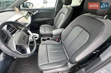 Внедорожник / Кроссовер Audi Q4 e-tron 2023 в 