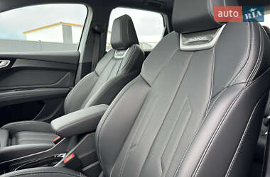 Внедорожник / Кроссовер Audi Q4 e-tron 2025 в 