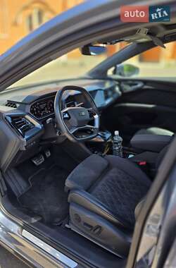 Внедорожник / Кроссовер Audi Q4 e-tron 2023 в 