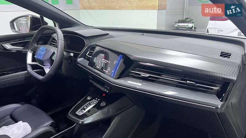 Внедорожник / Кроссовер Audi Q4 e-tron 2025 в Киеве