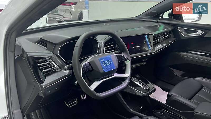 Внедорожник / Кроссовер Audi Q4 e-tron 2025 в Киеве