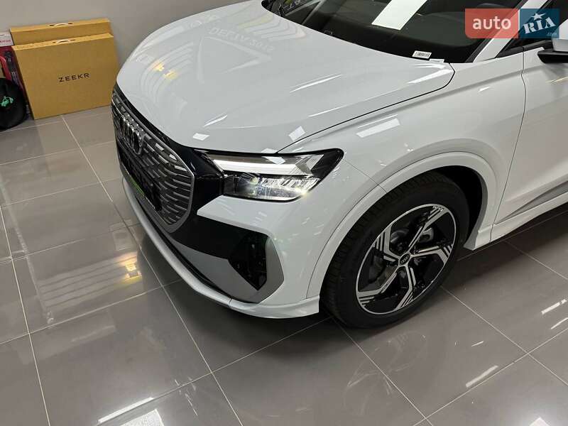 Внедорожник / Кроссовер Audi Q4 e-tron 2025 в Звенигородке
