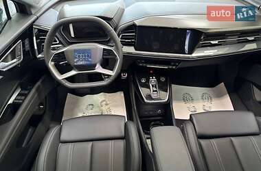 Позашляховик / Кросовер Audi Q4 e-tron 2025 в 
