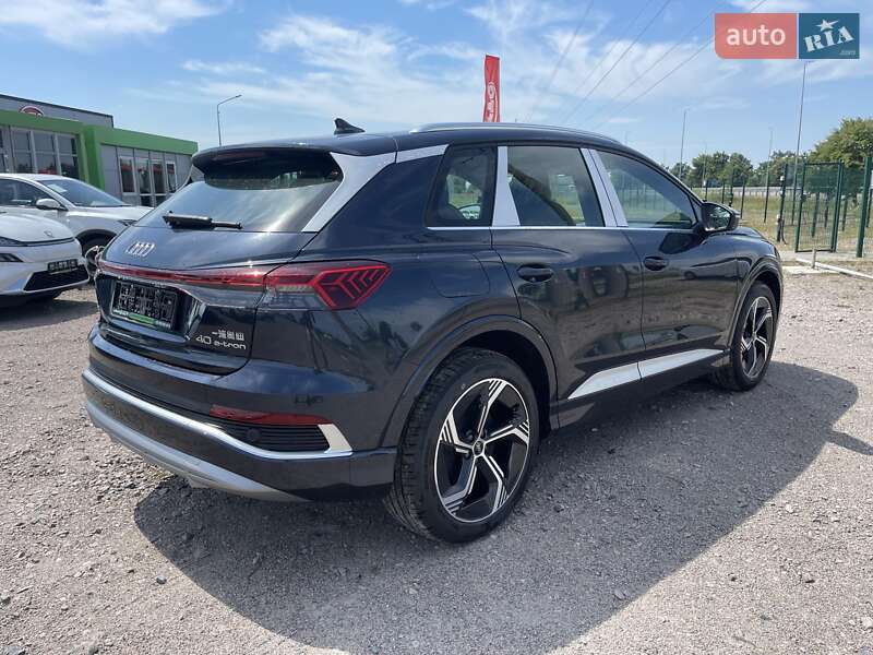 Внедорожник / Кроссовер Audi Q4 e-tron 2025 в Киеве