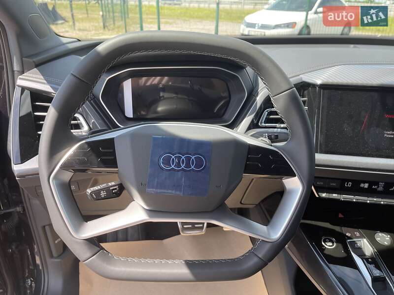Внедорожник / Кроссовер Audi Q4 e-tron 2025 в Киеве