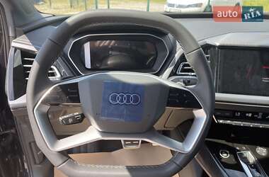 Внедорожник / Кроссовер Audi Q4 e-tron 2025 в 
