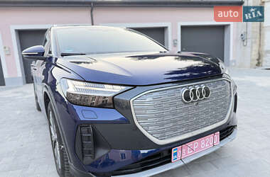 Внедорожник / Кроссовер Audi Q4 e-tron 2023 в 