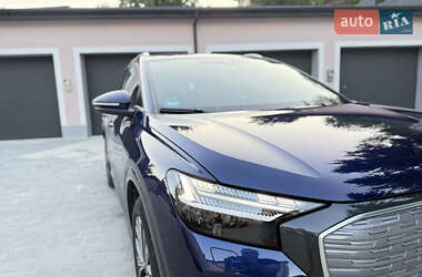 Внедорожник / Кроссовер Audi Q4 e-tron 2023 в 